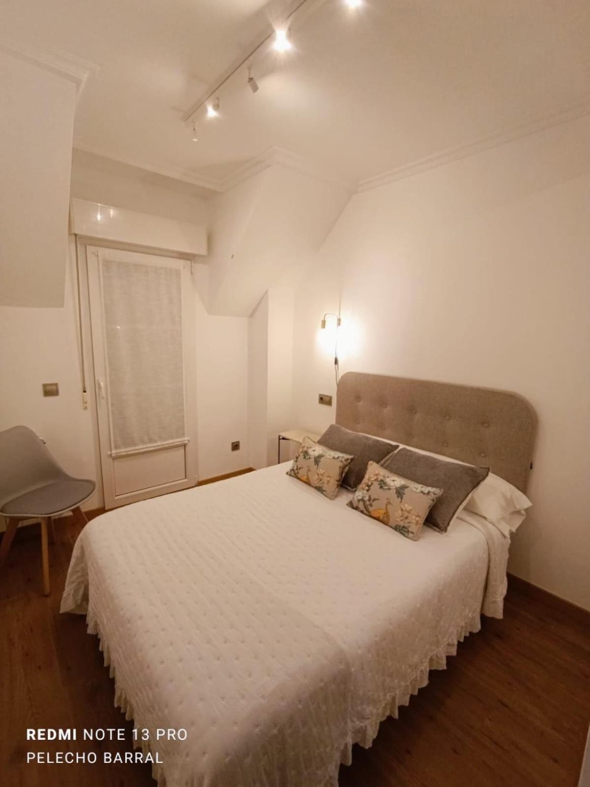 Apartamento El Atico Caldas De Reis Exterior foto